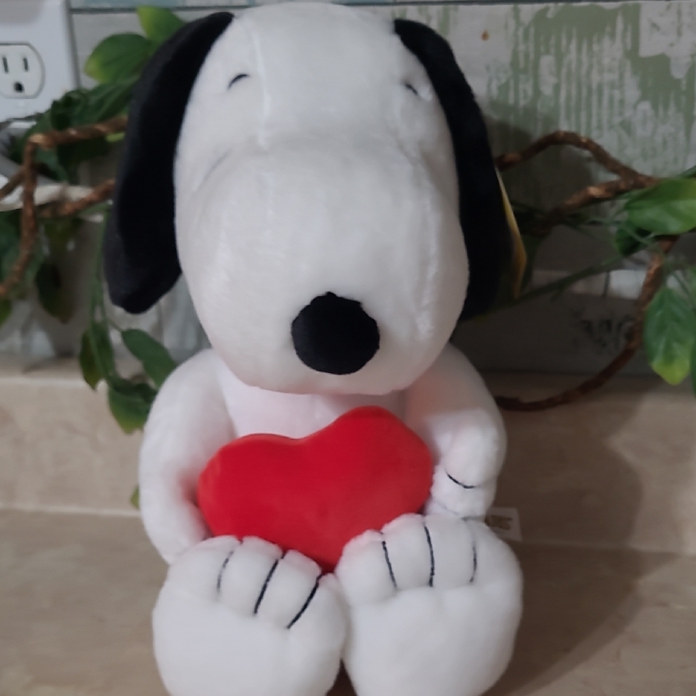 Peanuts Snoopy Plush with Red Heart - White and Black NWT 15 IN